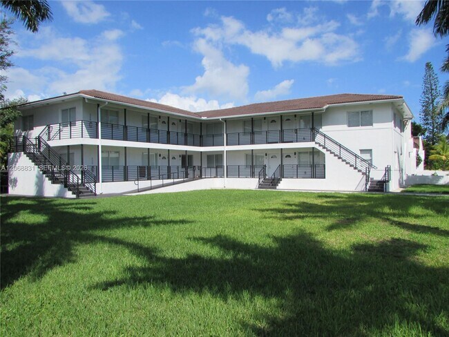 Building Photo - 9220 Biscayne Blvd