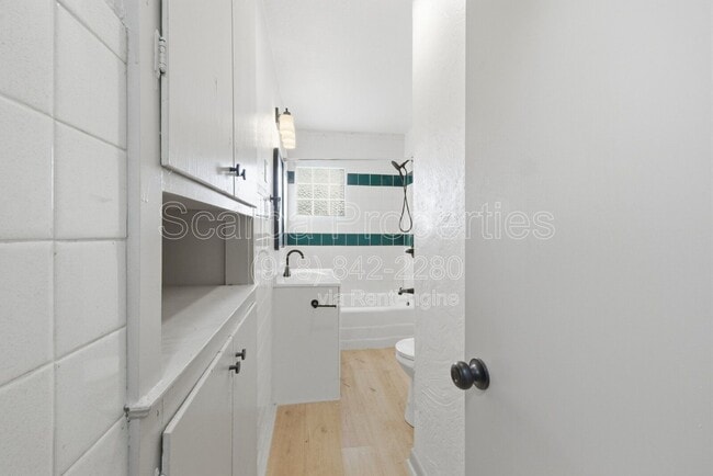 Building Photo - 1215 Harrison St