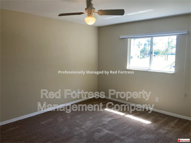 Building Photo - 1823 NW 19th Ave