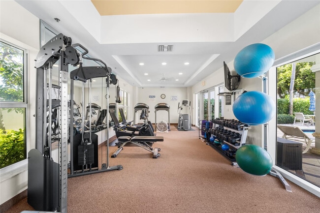 Building Photo - 101 SE 20th Ave