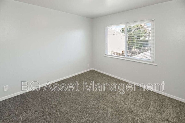 Building Photo - 2309 Eighth St