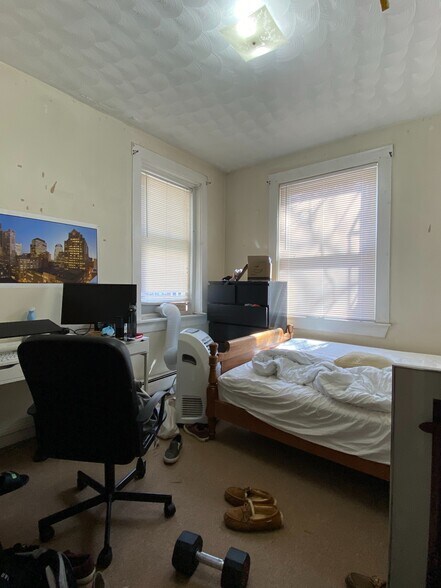 Building Photo - 55 Lubec St