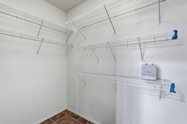 Building Photo - 11725 N Desert Crst Ln