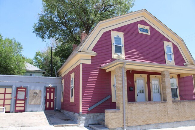 Primary Photo - Move In Credit $200!!!