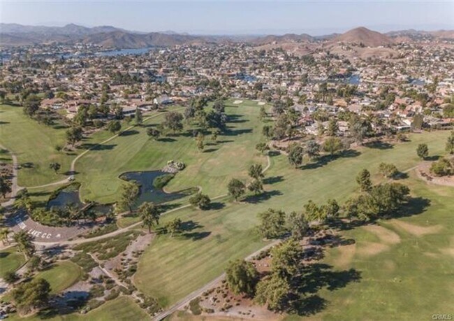 Building Photo - Stunning Lakefront Retreat in Gated Canyon...