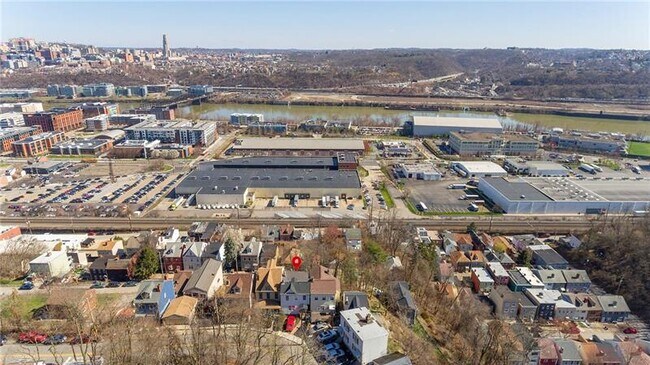 Building Photo - 3127 Josephine St