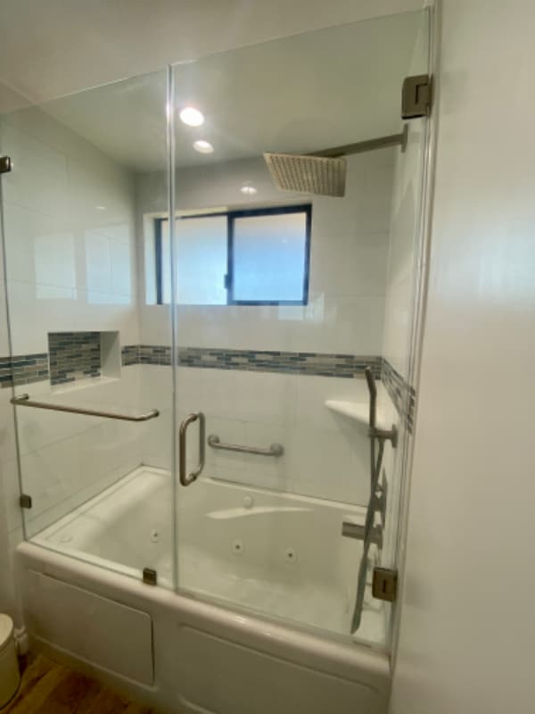 Building Photo - 5000 S Centinela Ave