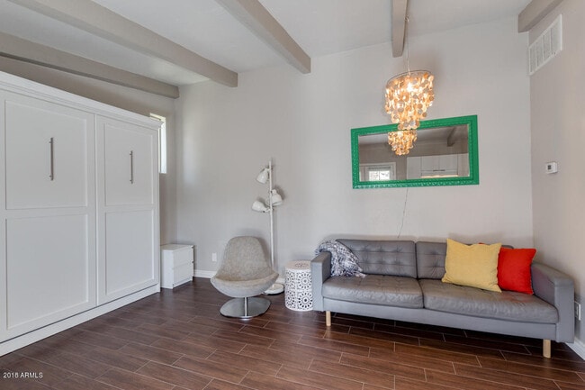 Building Photo - 7288 E Rancho Vista Dr