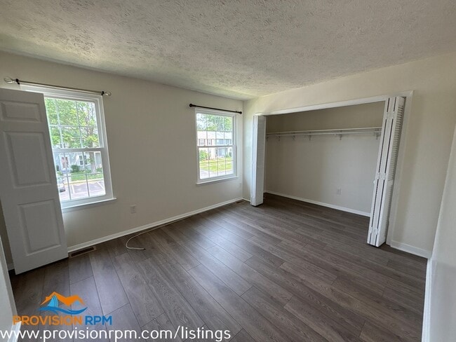 Building Photo - 615 Stone Wheel Ct E