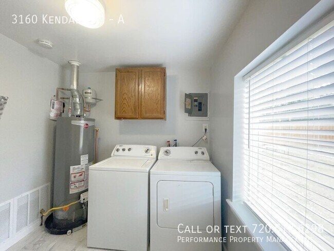 Building Photo - 3160 Kendall St