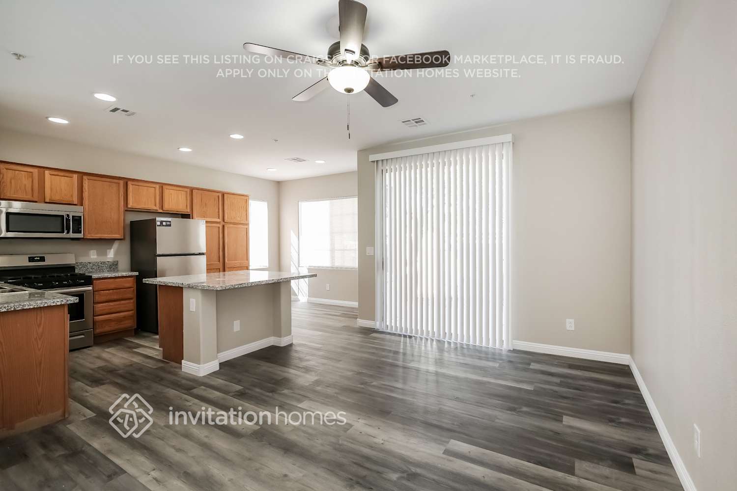 Building Photo - 620 Desert Silk Ct