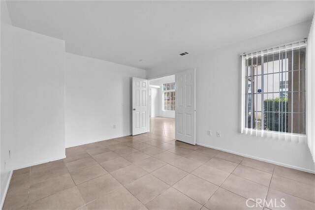 Building Photo - 1240 Visconti Dr