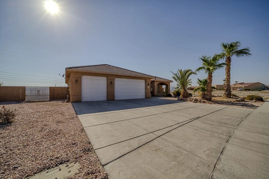 Building Photo - 1009 Heritage Dr