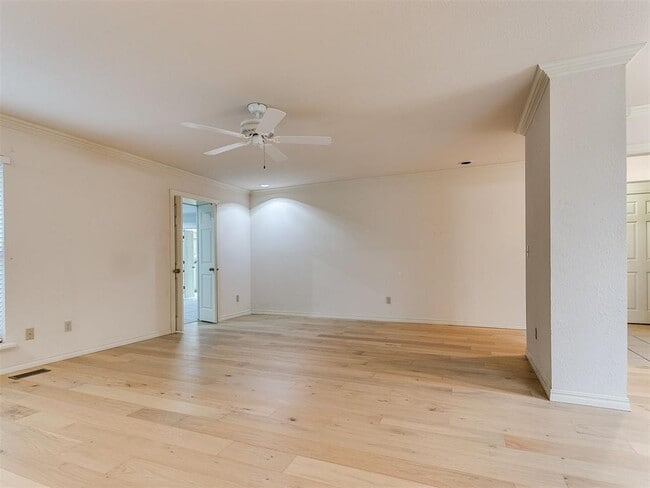 Building Photo - 11317 Windmill Pl