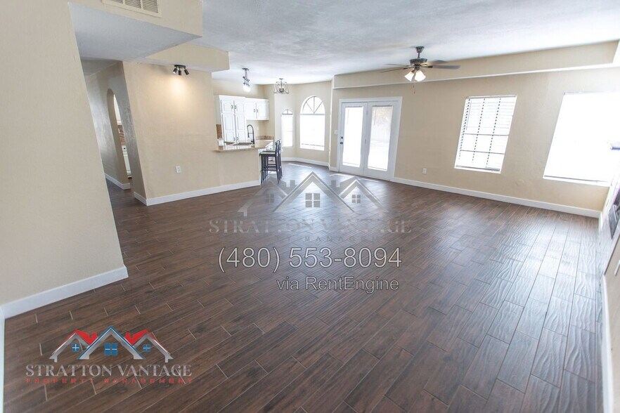 Building Photo - 16806 S 37th Way