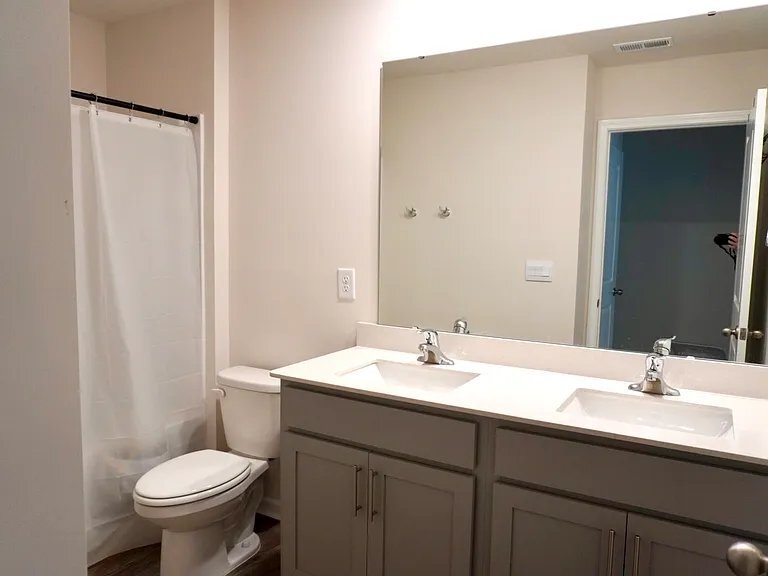 Building Photo - 4025 Topsail Trl