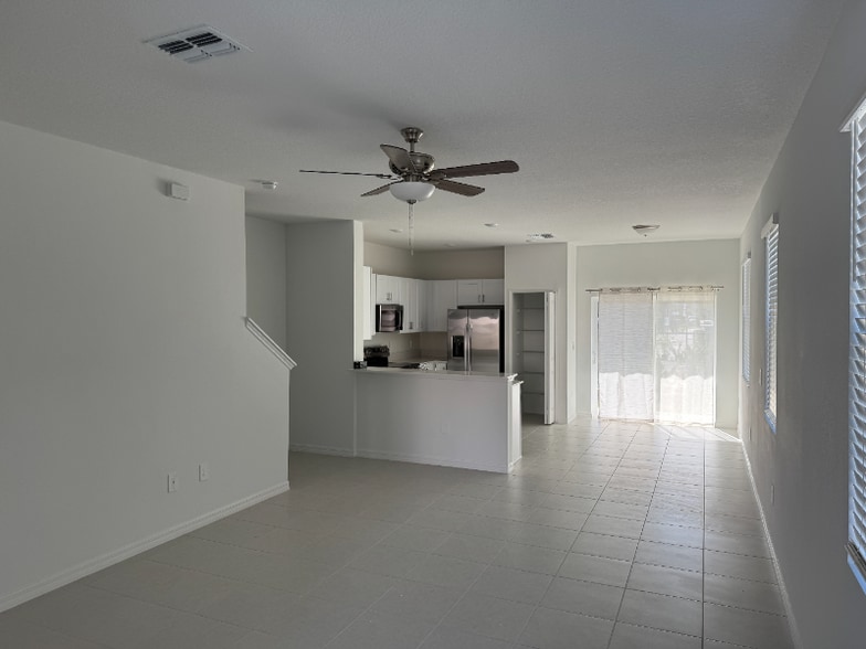 Building Photo - 36178 Risa Michele St