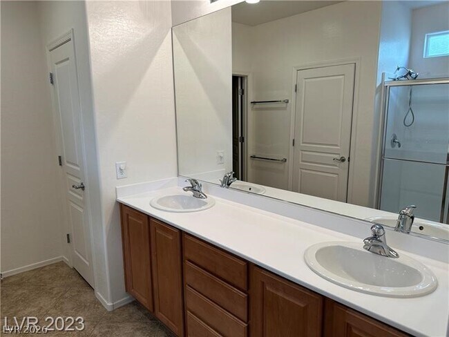 Building Photo - 3316 Lapwing Dr