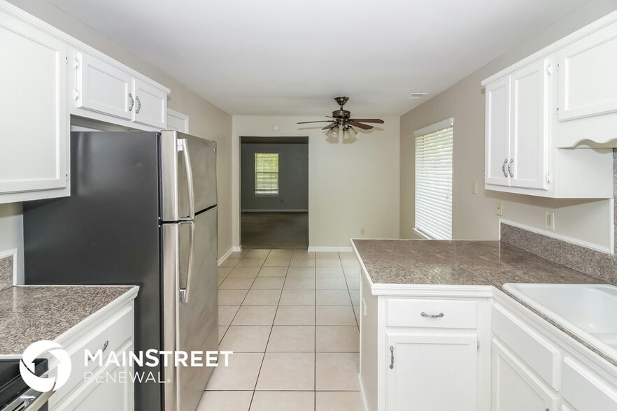Building Photo - 4355 Shadow Ridge Dr
