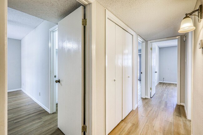Building Photo - 601-603  Alicante Way