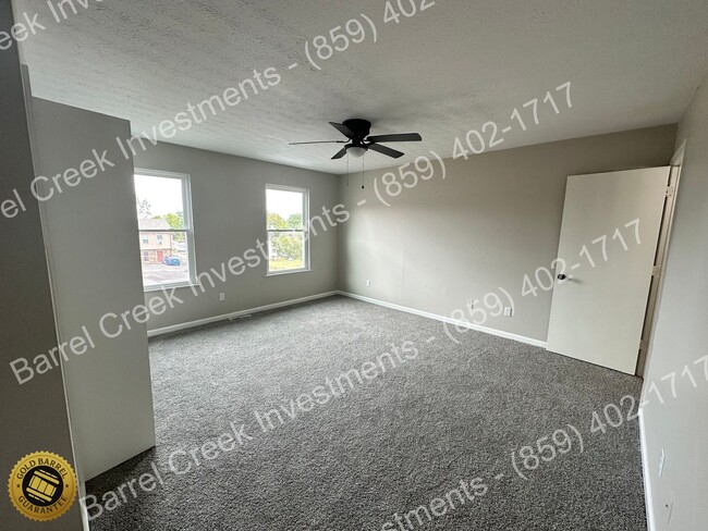 Building Photo - 2-Bed 1.5-Bath Townhome