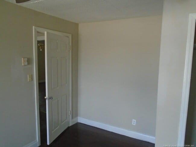 Building Photo - 100 Spring Ave