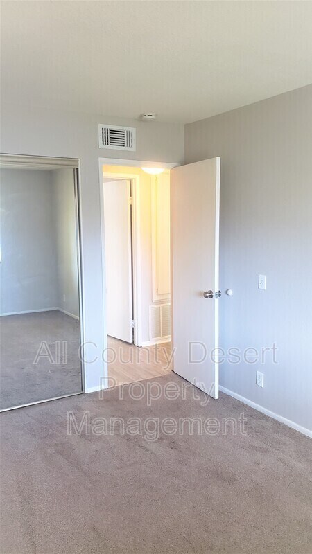 Building Photo - 69585 Heather Way