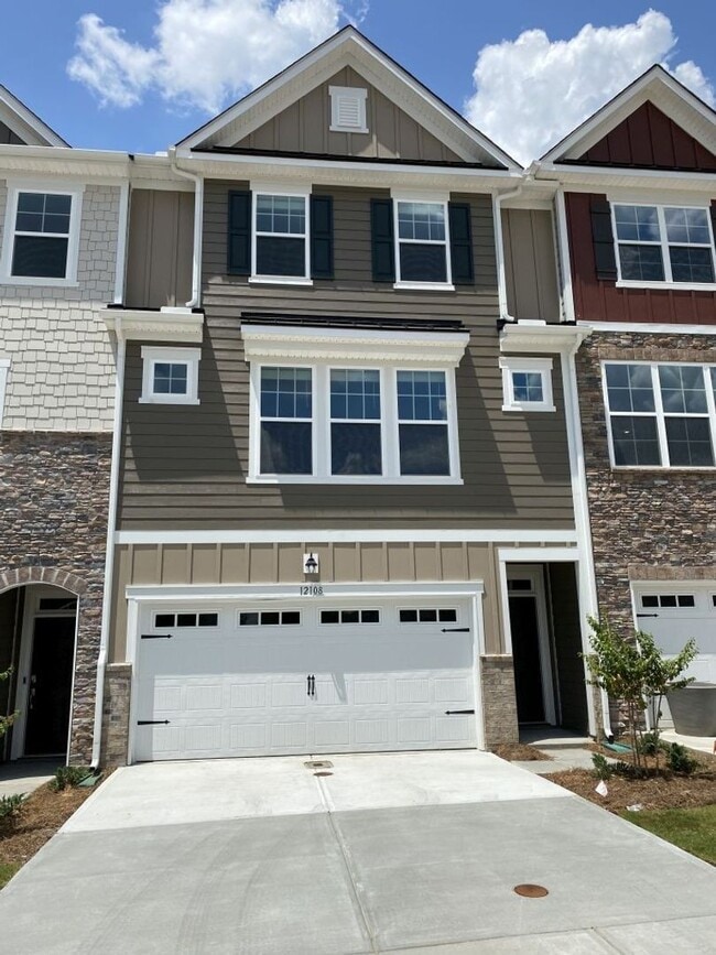 Building Photo - Coming Soon!!!  Townhome in Ardrey North