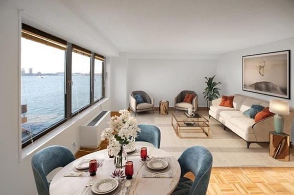 Building Photo - 10 Waterside Plaza