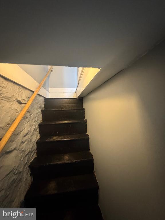 Building Photo - 3221 Lyndale Ave