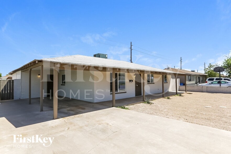 Building Photo - 3124 W San Miguel Ave