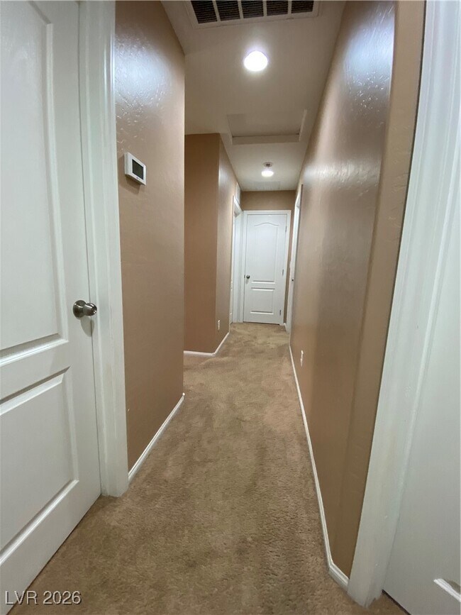 Building Photo - 9332 W Pearblossom Sky Ave