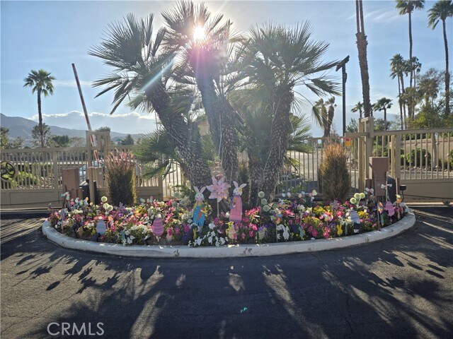 Building Photo - 35200 Cathedral Canyon Dr