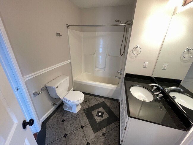 Building Photo - Welcome Home Rent Ready!