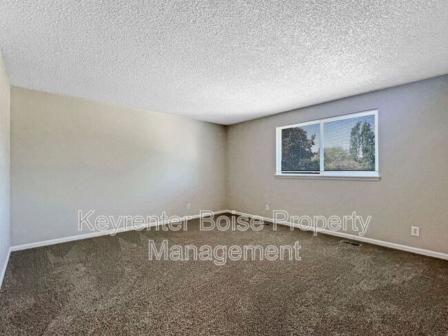 Building Photo - 4101 S Minuteman Way