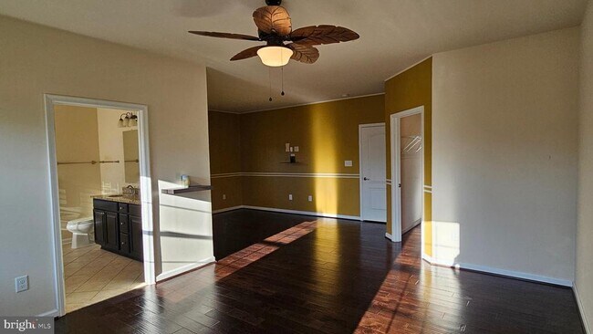 Building Photo - 11257 Yellowstone Ct