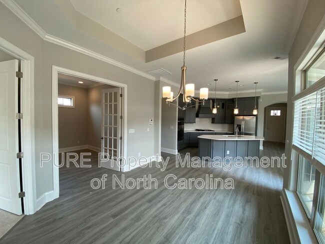 Building Photo - 9049 Treetop Wy NW