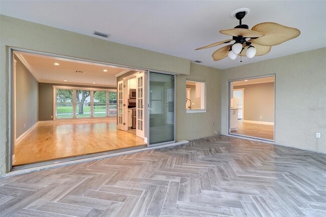 Building Photo - 2958 Meadow Wood Dr