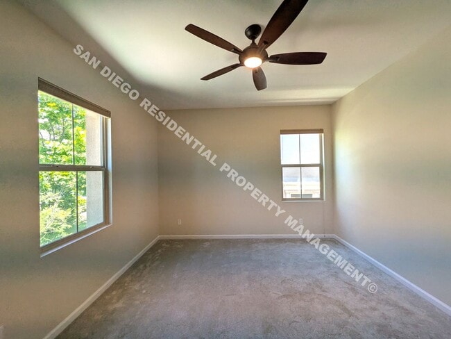 Building Photo - Spectacular Sorrento Valley View Home Avai...