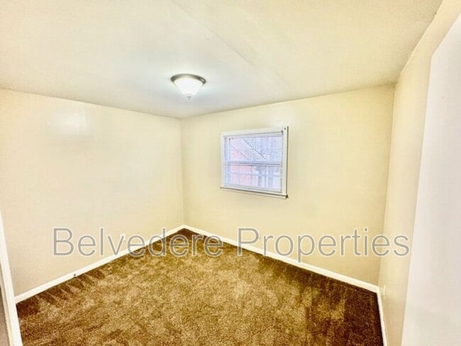 Building Photo - 2503 Vanstory St