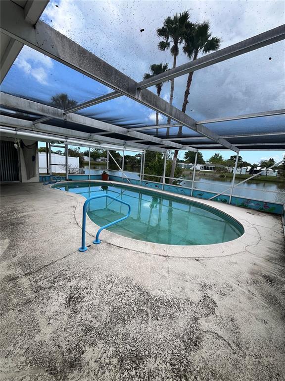 Building Photo - 7403 Populus Dr