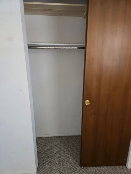 Building Photo - 38835 B Ave