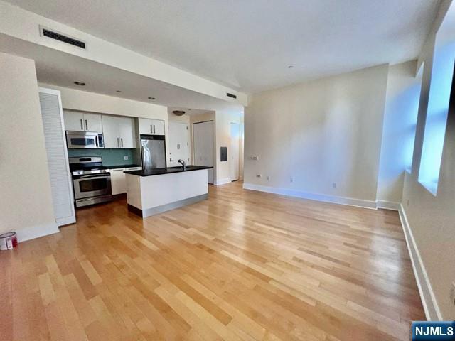 Building Photo - 4 Beacon Way