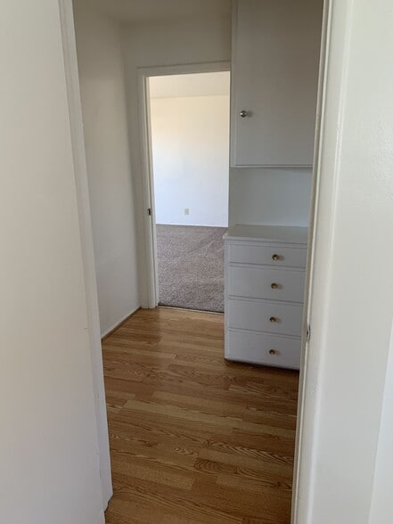 Building Photo - 115 N D St