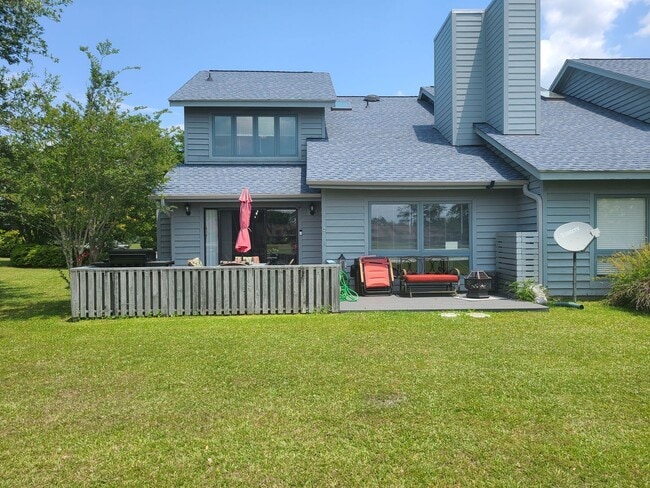 Building Photo - Beautiful 2 bedroom 2 bath unfurnished Townhome - Olde Point Golf Course - Hampstead