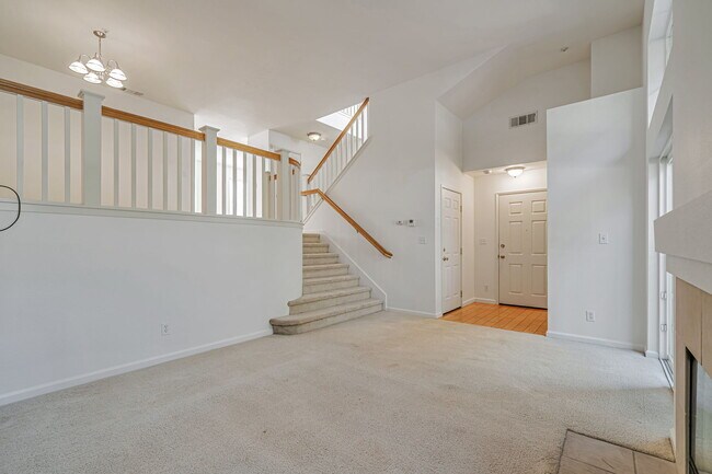 Building Photo - 4902 Hibernia Dr