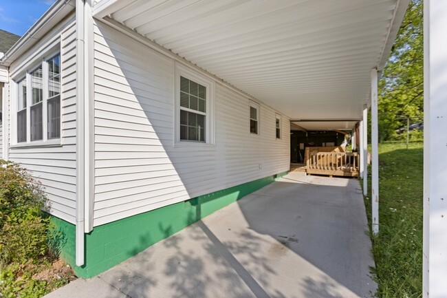 Building Photo - 3506 Ashland Ave
