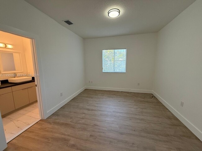 Building Photo - 8301 Santa Monica Terrace