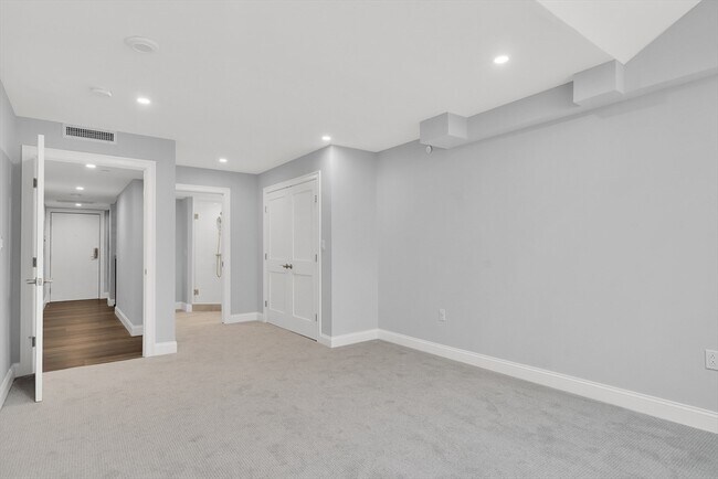Building Photo - 771-781 Harrison Ave