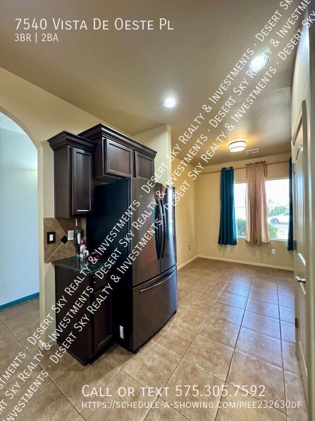 Building Photo - 7540 Vista de Oeste Pl